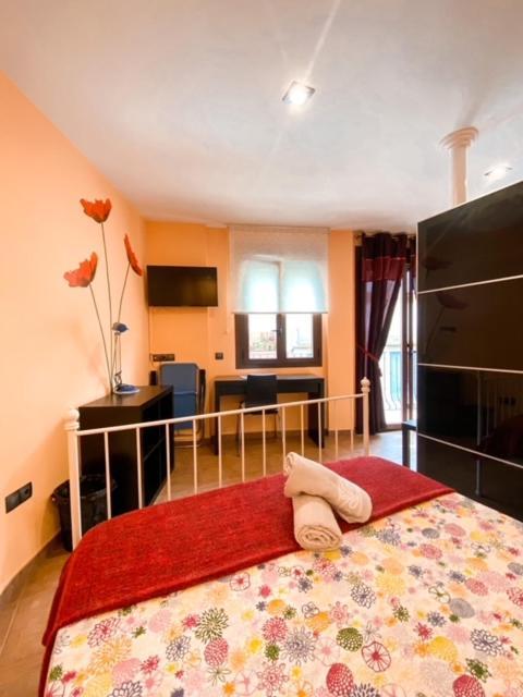 Apartamentos Turisticos Graus Kültér fotó